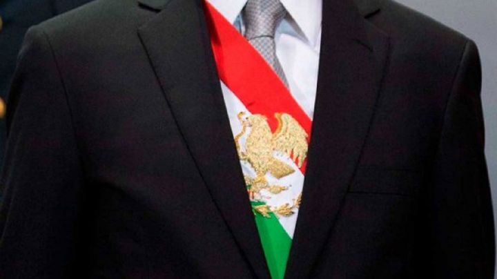 ¿Tiembla AMLO? Futbolista del América 'se postula' para la presidencia de México en 2030