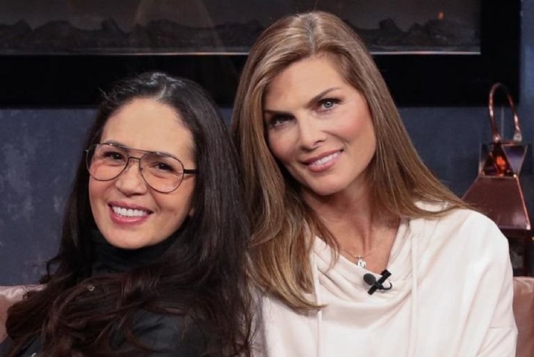 Yolanda Andrade y Montserrat Oliver