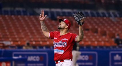 Jake Sánchez hace historia en la LMP e iguala el récord de más salvamentos de 'Caballo' Heredia