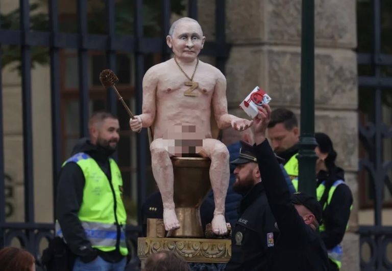 Escultura Vladimir Putin  