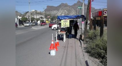 Venta de cohetes en 'veremos' durante las festividades de diciembre en Guaymas