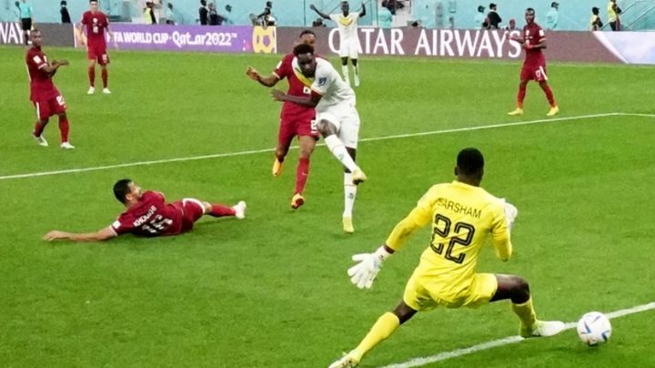 ¡Golean al anfitrión del Mundial! Senegal vence 3-1 a Qatar y lo elimina del torneo