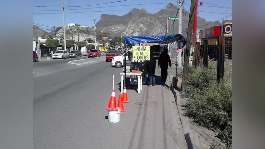 Venta de cohetes en 'veremos' durante las festividades de diciembre en Guaymas