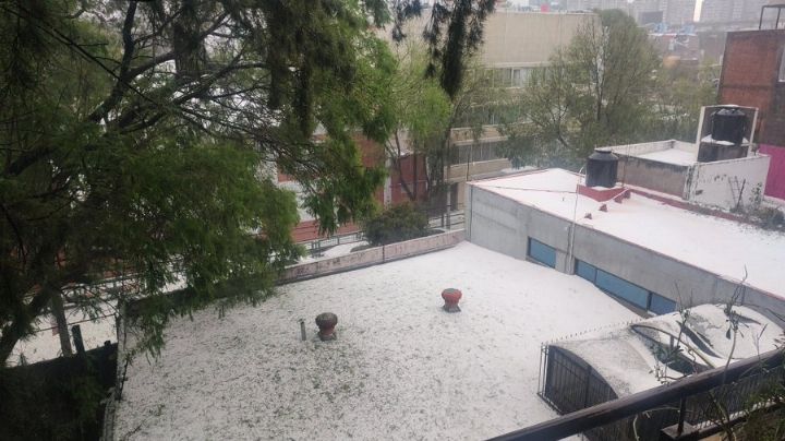 Fuerte granizada sorprende al norte de la Ciudad de México; Se prevén descargas eléctricas