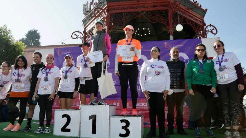 Realizan carrera "Corriendo por Ellas" en Metepec; Buscan prevenir violencia de género