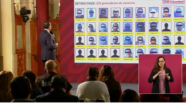 Ricardo Mejía informa que han detenido a 225 generadores de violencia en Cajeme. Foto: Gobierno de México