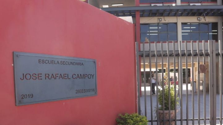 Cajeme: Tras fumigación en la secundaria Campoy, padres denuncian intoxicaciones