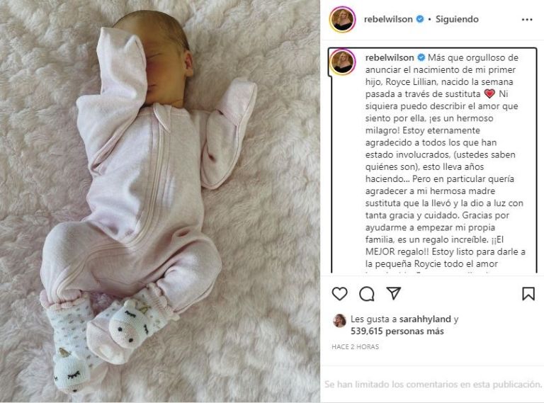 Hija de Rebel Wilson 
