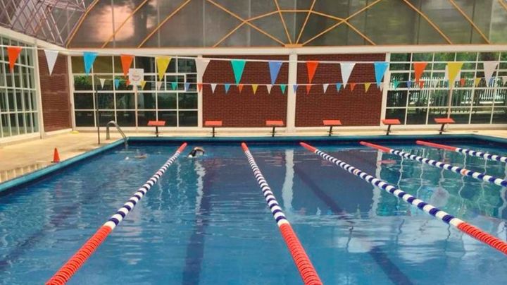 Abner estaba en clase de natación cuando murió ahogado; acusan a escuela por negligencia