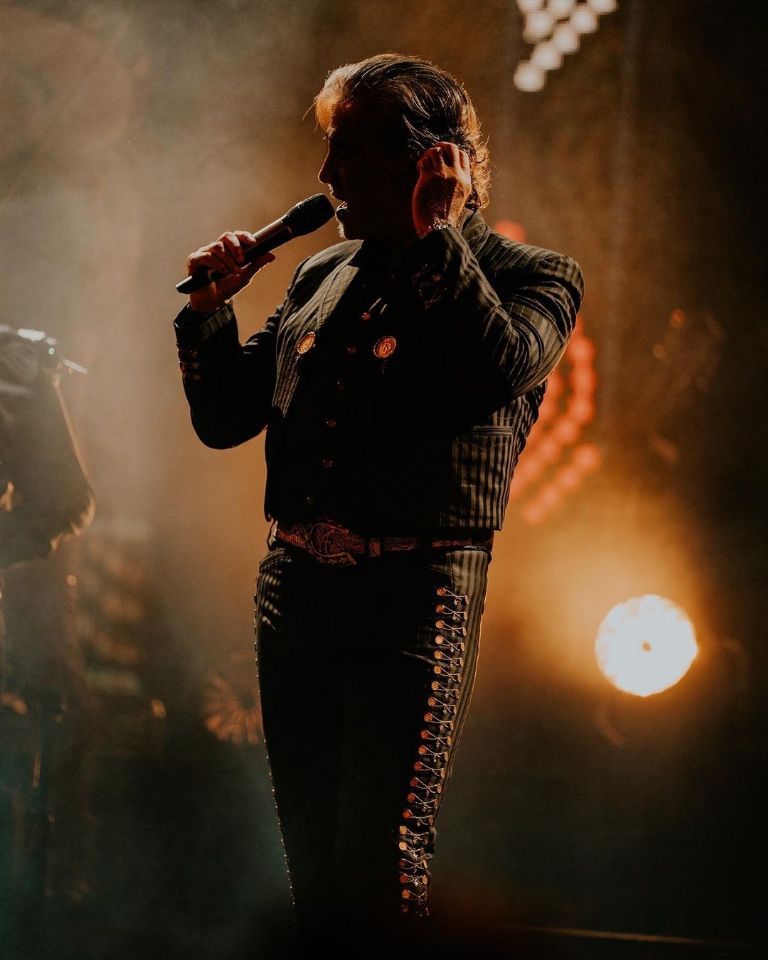 Alejandro Fernández 