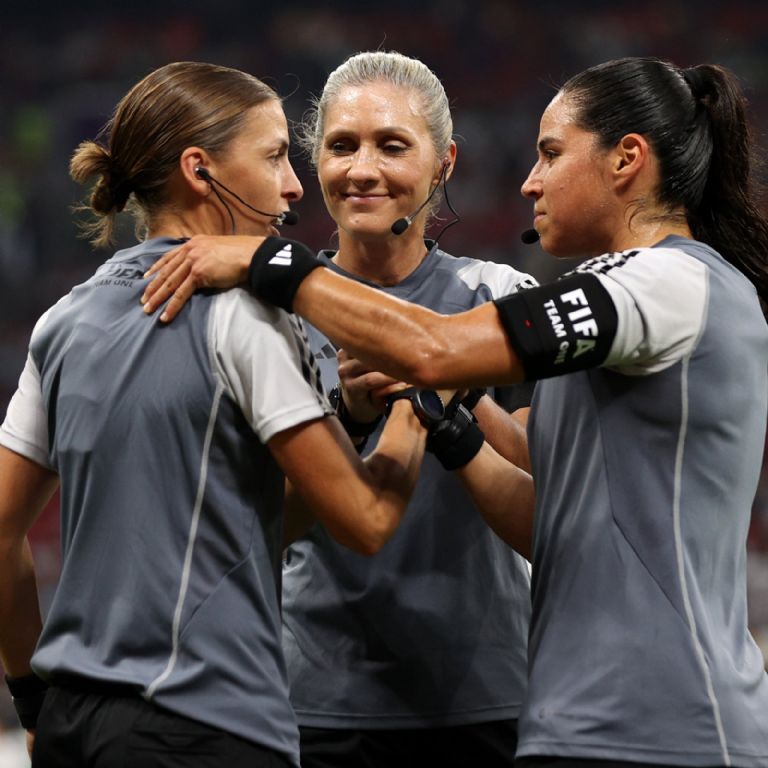 Stéphanie Frappart Karen Díaz