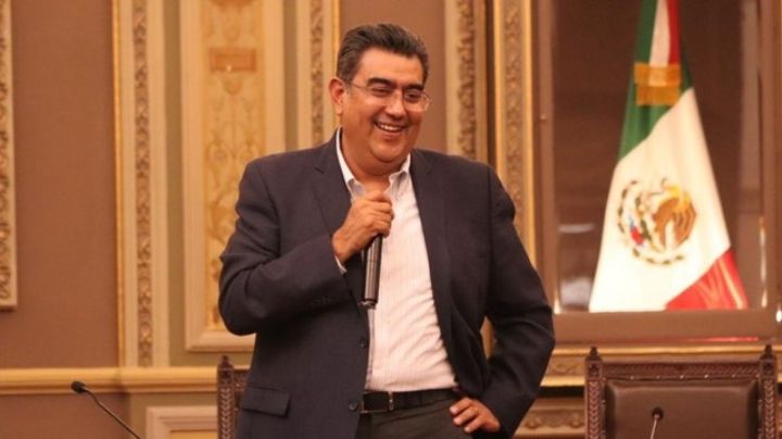 Tras muerte de Miguel Barbosa, Congreso de Puebla pone a Sergio Salomón Céspedes como gobernador