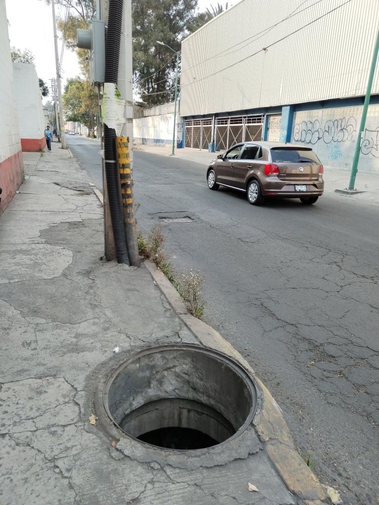 Robo de coladeras en la CDMX