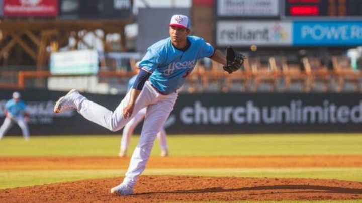 Mexicano José Luis Bravo es premiado como pitcher del año en Ligas Menores