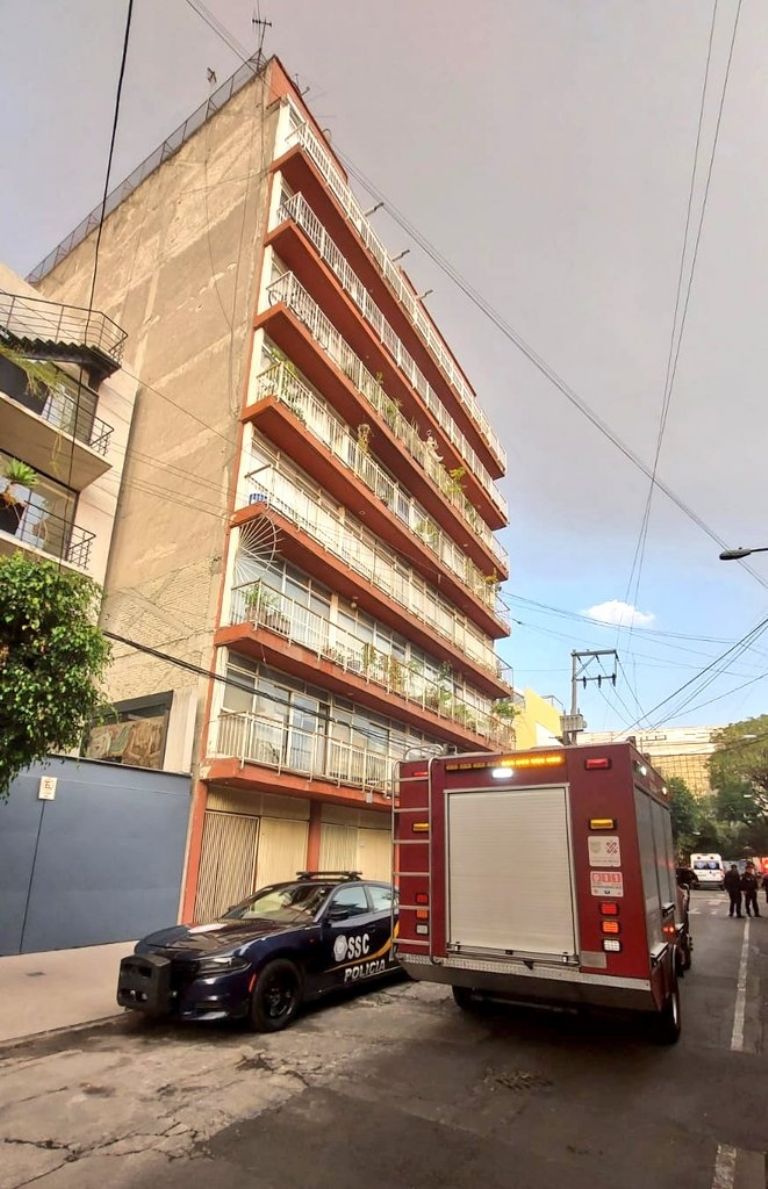 Autoridades se movilizaron por el hallazgo de dos mujeres sin vida en CDMX. Foto: Twitter