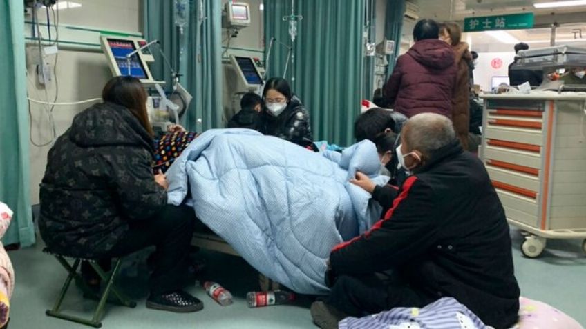 Alerta en China por Covid-19: Pese a doctores contagiados, reanudan emisión de visas para viajeros