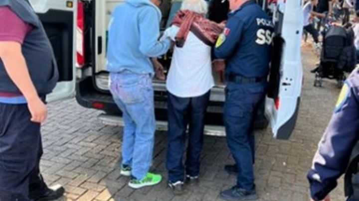 Le salvan la vida hombre de 96 años que se desvaneció en el Bosque de Chapultepec