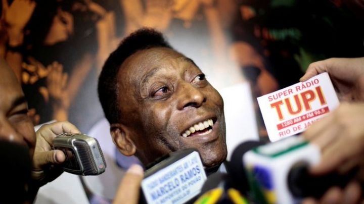 Hija de Pelé confirma que el exfutbolista tuvo Covid-19 previo a ser hospitalizado; él emite este mensaje