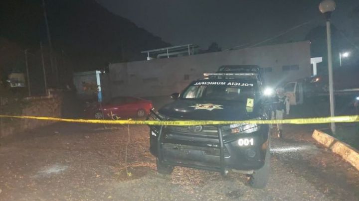 Le dieron más de 10 balazos: Alcaldesa es víctima de ataque armado; hay 2 heridos