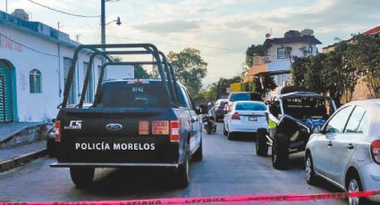 Sin cruzar palabra alguna, gatilleros acribillan y matan a un sujeto en Morelos