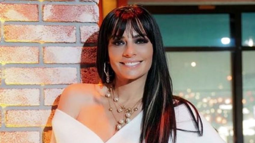 ¡Fuera frío! Cecilia Galliano se pone su bañador más coqueto y lo presume en la playa