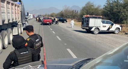 Abandonan cinco cuerpos en carretera rumbo a Monclova; uno no tenía cabeza