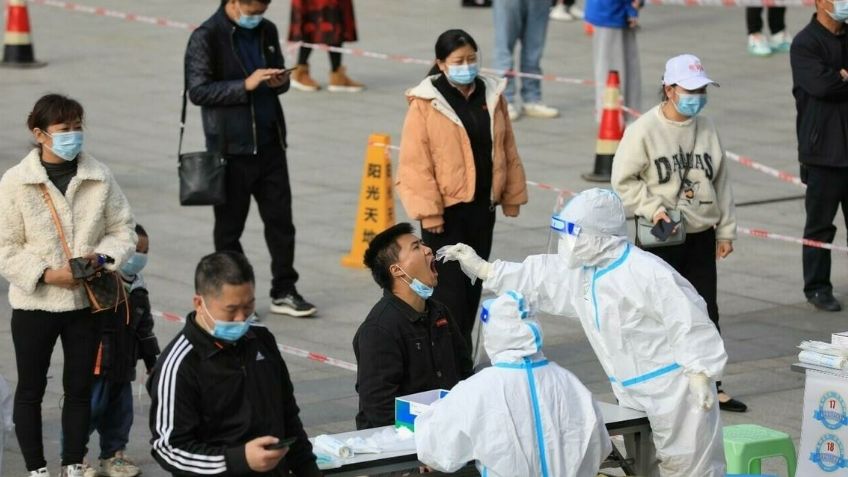 Mientras China lidia con su peor brote de Covid-19, Hong Kong ordena pruebas para todos