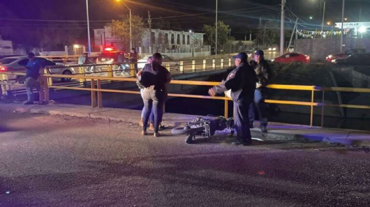 Navojoa: Por pasarse un alto, motociclista y su acompañante terminan en Canal Las Pilas