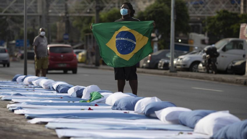 Tras 2 años de pandemia, Brasil supera los 70 mil casos de Covid-19 en 24 horas