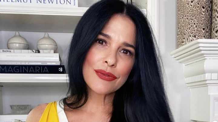 ¡Calor en Televisa! Martha Debayle se olvida de toda pena y luce coqueto bañador negro