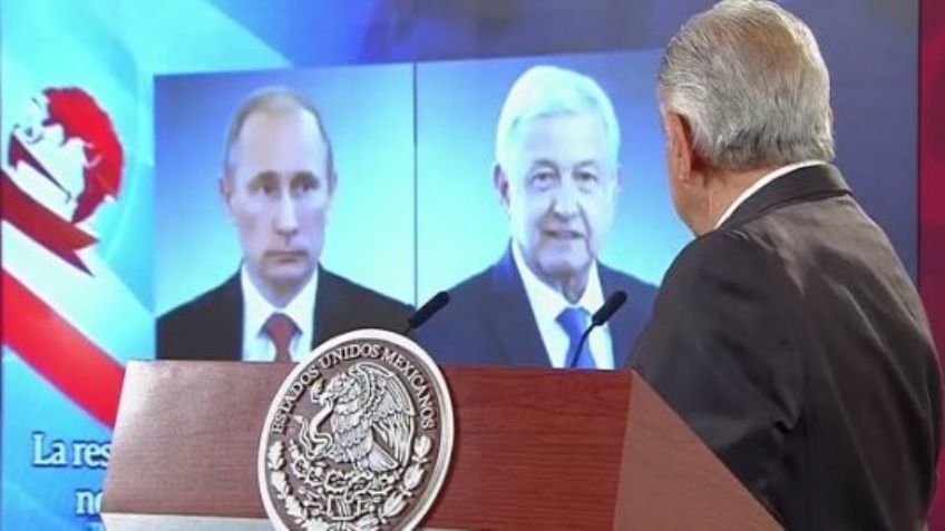 AMLO exhibe en 'La Mañanera' video modificado donde Putin lo felicitó en 2018