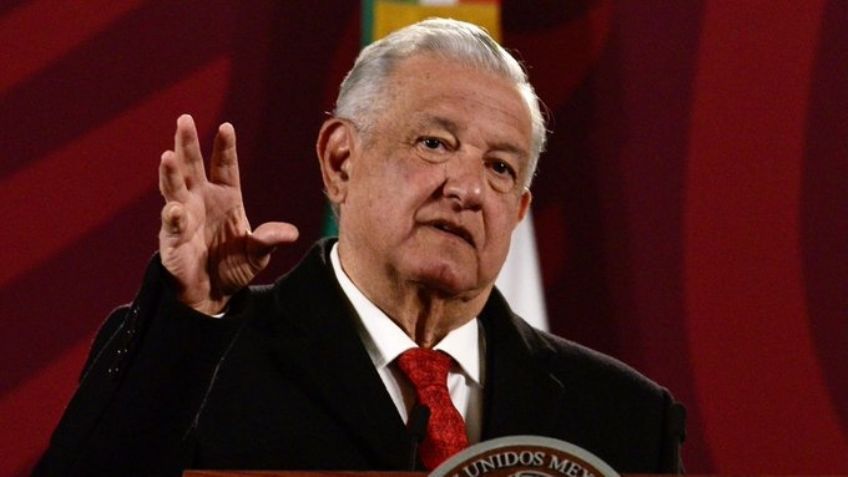 Ante el enfrentamiento de normalistas de Ayotzinapa y GN, AMLO envía mensaje a estudiantes