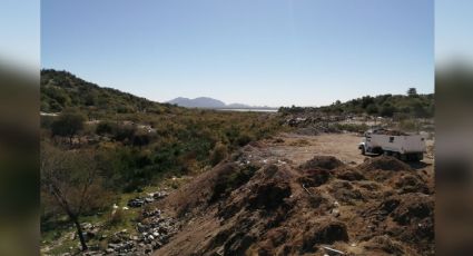 Ciudadanos advierten de daño ambiental en el vaso de la presa Abelardo L. Rodríguez