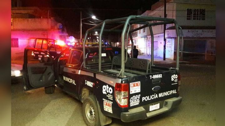 Familia encuentra a hombre sin vida dentro de su domicilio; tenía huellas de tortura