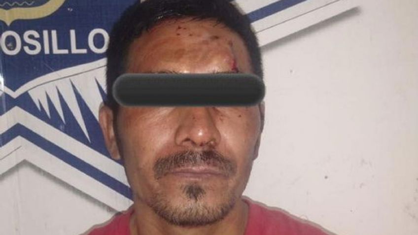 Tras lesionar con cuchillo a su pareja e hija, sujeto es arrestado en el Poblado Miguel Alemán