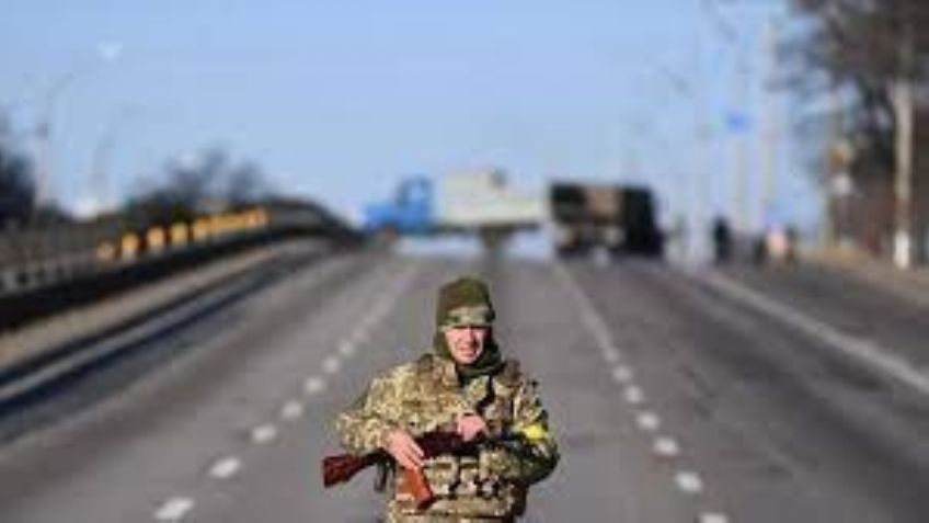 Crisis en Ucrania: Kiev extiende toque de queda; rebasa las 36 horas