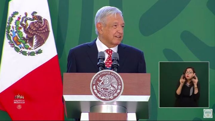 'Arrancan' vuelos en el AIFA: ¿Cuánto tiempo hizo AMLO de Palacio Nacional a Santa Lucía?