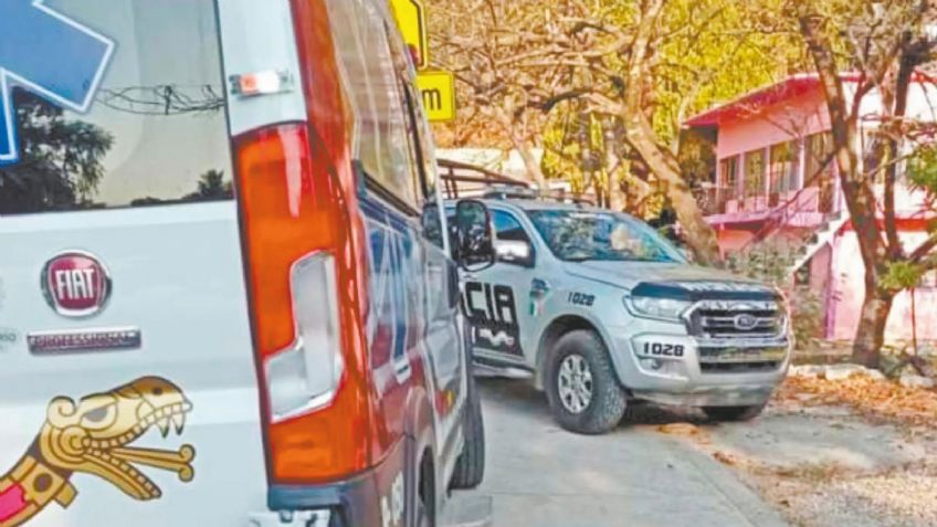 De al menos tres balazos, taxista es asesinado a balazos dentro de su unidad en Morelos