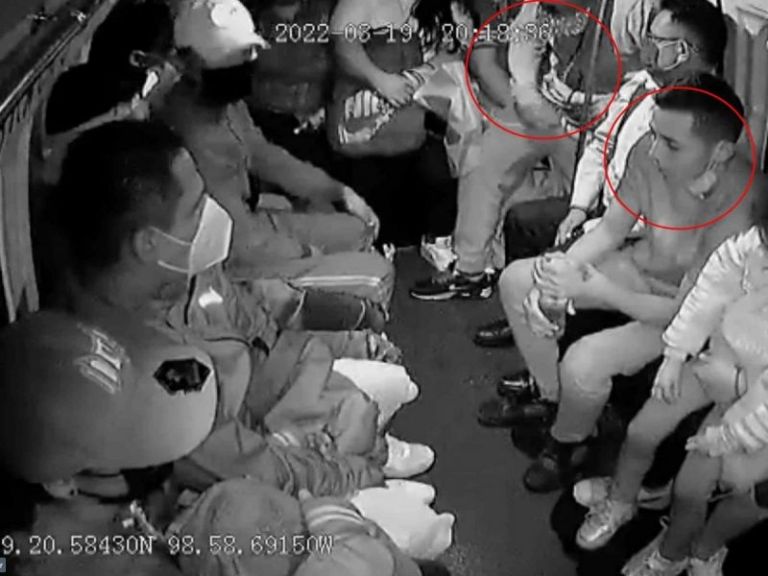 En la imagen, los tres presuntos ladrones que atracaron una unidad de transporte en Edomex