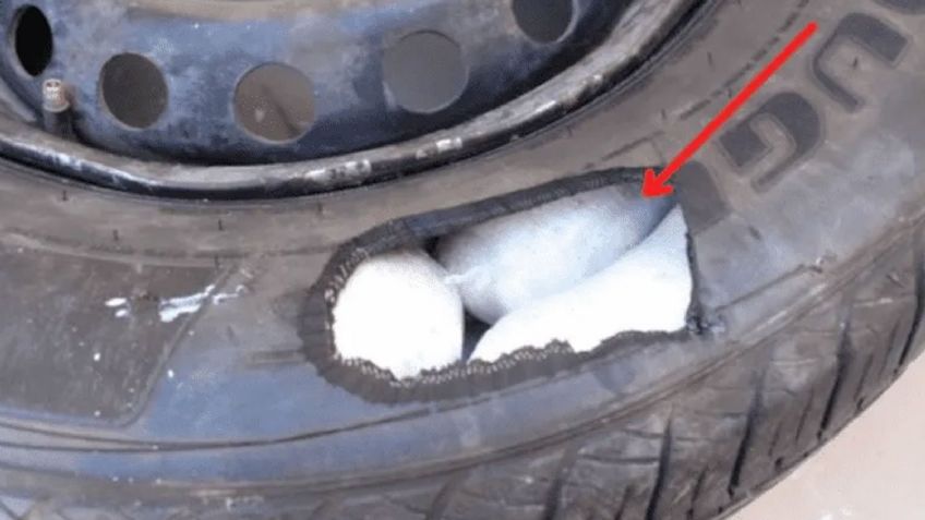 Capturan a dos mujeres que intentaban cruzar a EU con más de 170 mil pastillas de fentanilo