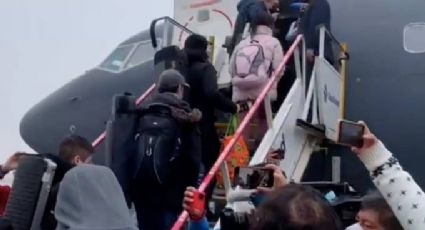 Mexicanos evacuados de Ucrania ya vuelan de regreso; FAM transporta también ucranianos