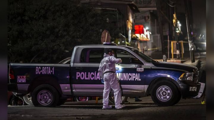 Acribillan a dos hombres en medio de una fiesta en Playas de Tijuana; uno murió