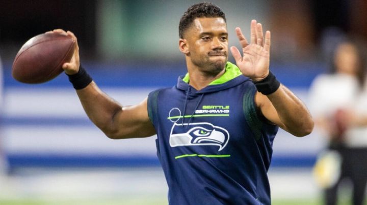 ¡Se pone Bronco! Los Halcones Marinos acuerdan enviar a Russell Wilson a Denver