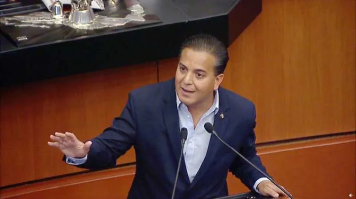 ¿Coquetea a la 4T? Damián Zepeda no obedece al PAN y participa en la revocación de mandato