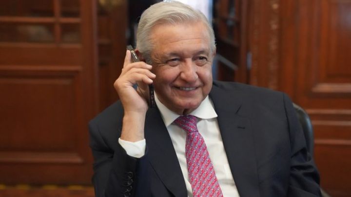 AMLO conversa con "su amigo" Jean-Luc Mélenchon, tercer lugar en las presidenciales de Francia