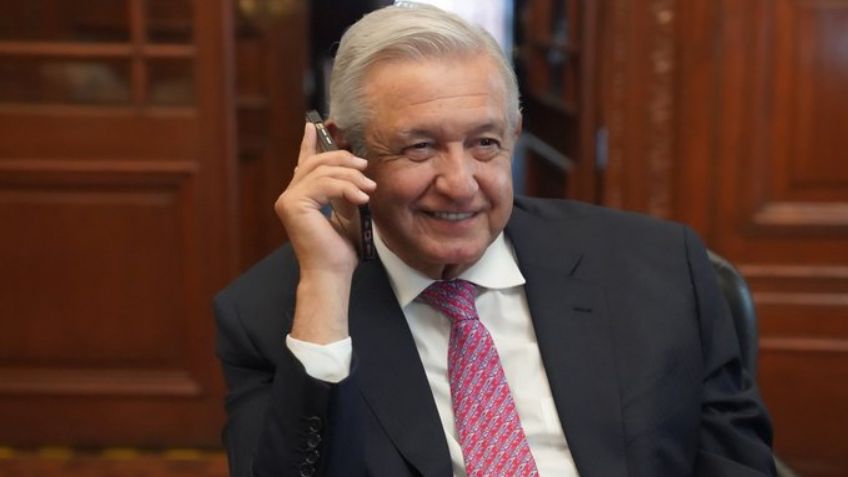 AMLO conversa con "su amigo" Jean-Luc Mélenchon, tercer lugar en las presidenciales de Francia