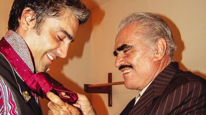 Abre su corazón: Alejandro Fernández cuenta cómo es lidiar con la ausencia de Vicente Fernández