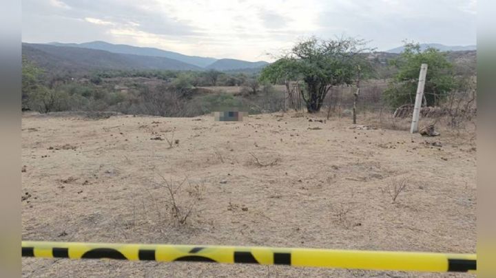 Sicarios asesinan y abandonan el cadáver de un hombre en predio baldío