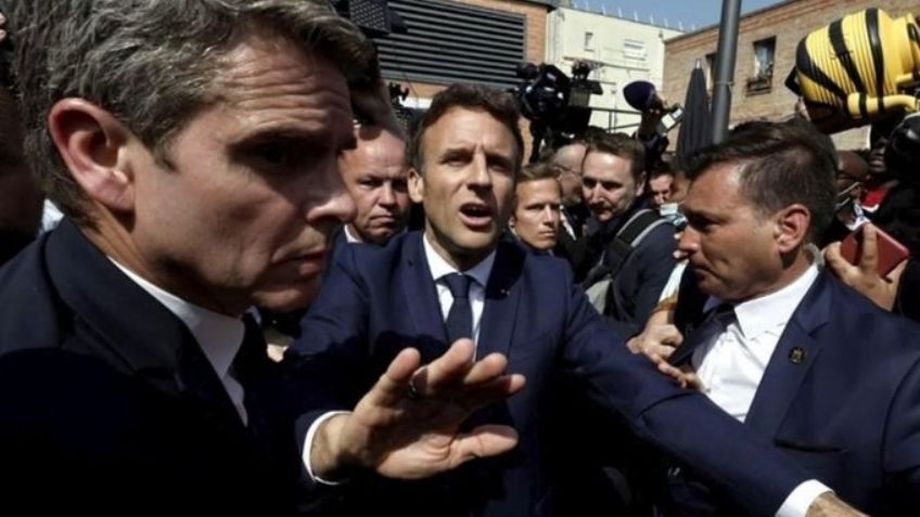 VIDEO: Tras ser reelecto, atacan con tomates a Emmanuel Macron, presidente de Francia