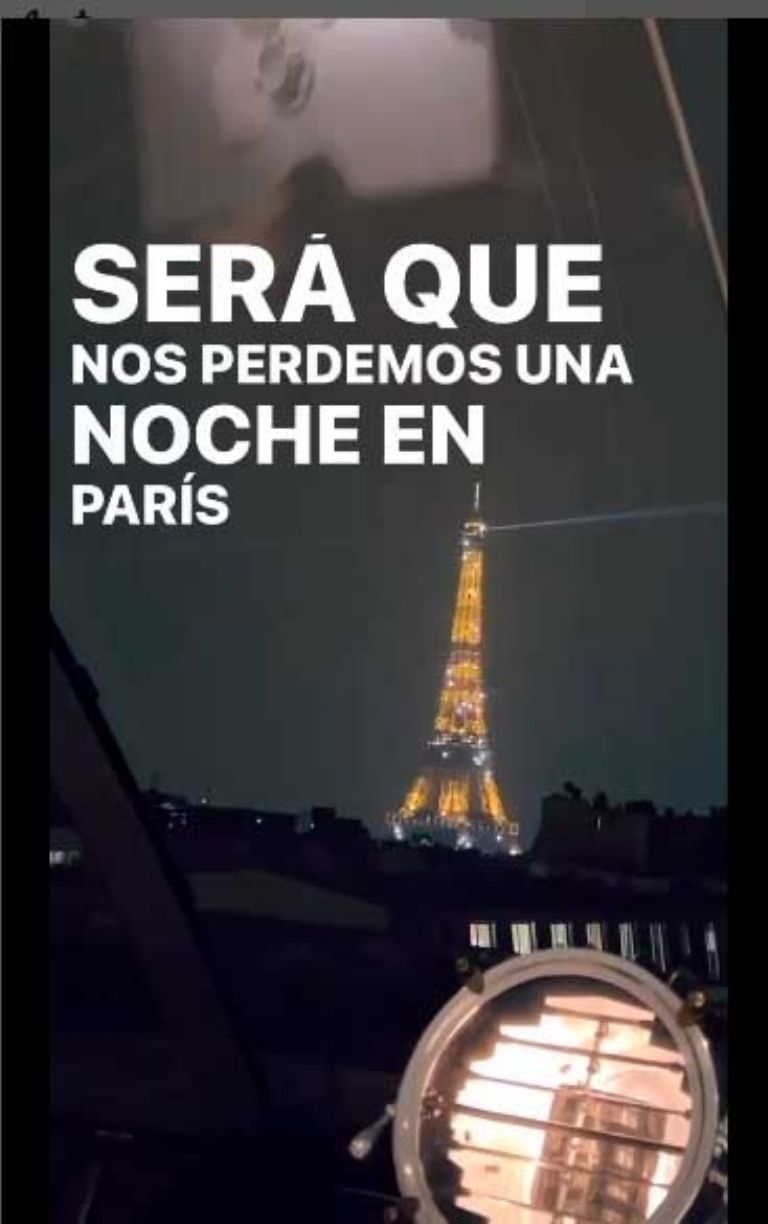 En la imagen, Carlos Rivera en París, Francia, con su novia